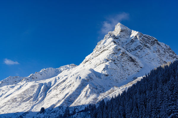 Ski Team BERGE IM LICHT in Gargellen im Montafon - Showing news from HELLY HANSEN, LEKI, MAJESTY SKIS