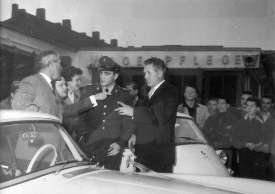 Oskar Mallmann, Elvis Taxifahrer: Besuch bei BMW in Frankfurt/Main am 21.12.1958