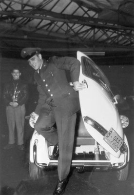 Oskar Mallmann, Elvis Taxifahrer: Besuch bei BMW in Frankfurt/Main am 21.12.1958