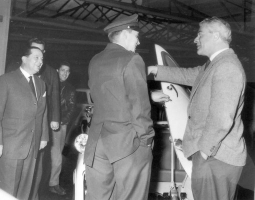 Oskar Mallmann, Elvis Taxifahrer: Besuch bei BMW in Frankfurt/Main am 21.12.1958