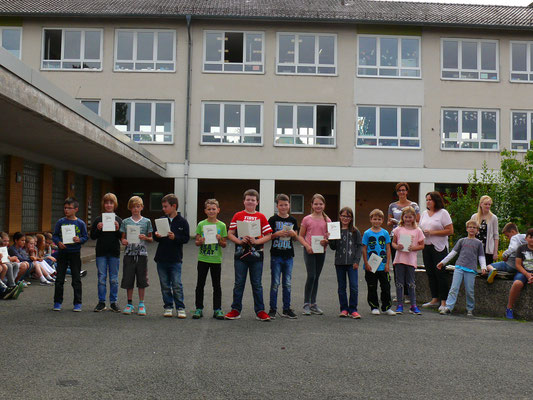 Ehrenurkunden Schwimmen Klasse 3a