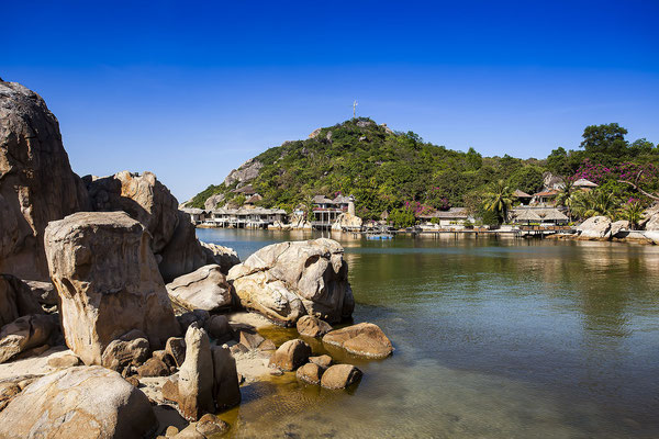 Small bungalow resort Ngoc Suong, in Cam Ranh Bay, South China Sea, Nha Trang, Vietnam, Asia