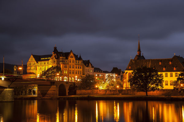 Skagerak-Brücke mit St.-Remaclus-Kirche in Cochem, Mosel, Rheinland-Pfalz, Deutschland, Europa