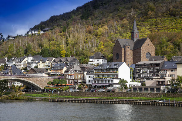 Skagerak-Bridge with St Remaclus church in  Cochem,  Moselle, Rhineland-Palatinate, Germany, Europe