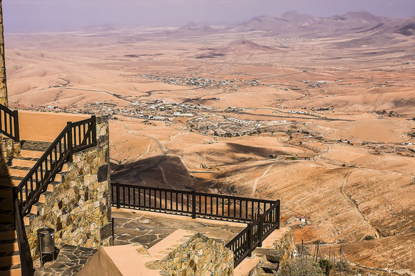 Blick auf das Valle de Santa Ines vom Mirador de Morro Velosa, Betancuria, Fuerteventura, Kanarische Inseln, Spanien, Europa