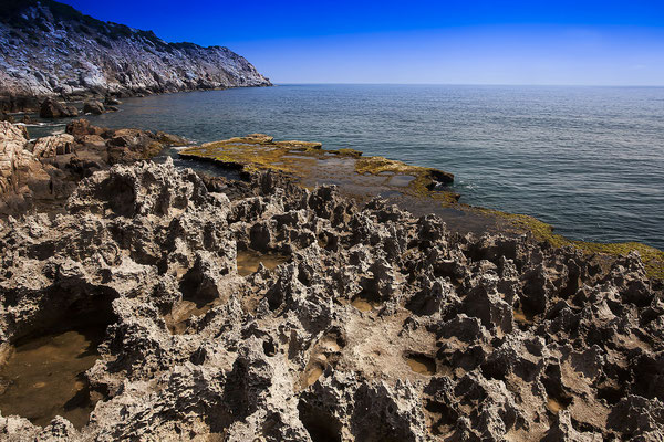 Felsige Küste bei Hang Rai, Riff, Nationalpark, Vinh Hy, Provinz Ninh Thuan, Vietnam, Asien