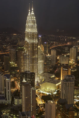 Skyline Kuala Lumpur mit Petronas Twin Towers, Kuala Lumpur, Malaysia, Asien  