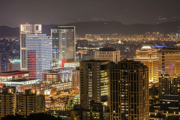 View of Taipei at night, Taipei, Taiwan, China, Asia