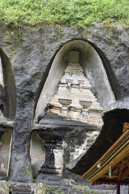 gunung-kawi