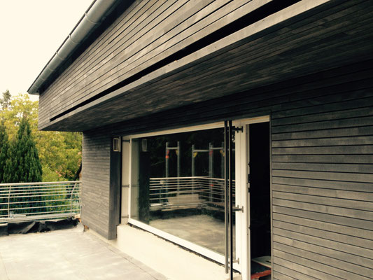 Holzfassade mit integrierter Markise, Zimmerei Haberland Jüterbog OT Kloster Zinna