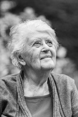 Maria Dorothea Simon, 103 | Sozialwissenschafterin | Wien | England | Wien