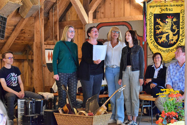 mit de Grünbacher Musikanten, Marco (links)