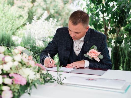 Hochzeit in den Blumengärten Hirschstetten