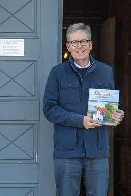 Zollenspieker Fährhaus, Autor Joachim Mohr