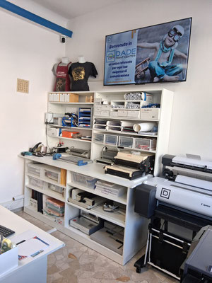 DADE print center copisteria grafica stampa plotteraggi web digital gadget