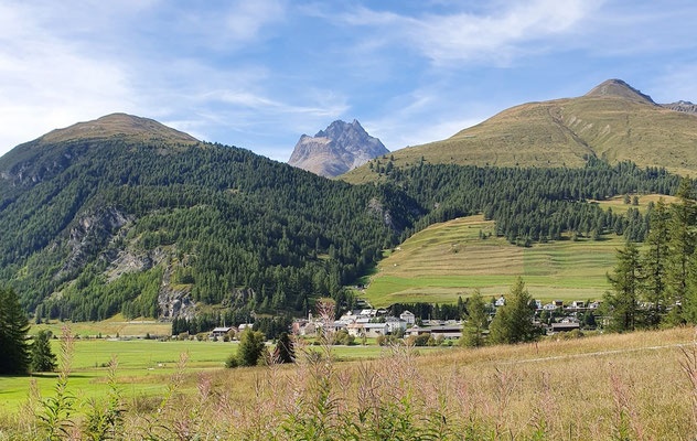 Wir erreichen das Oberengadin