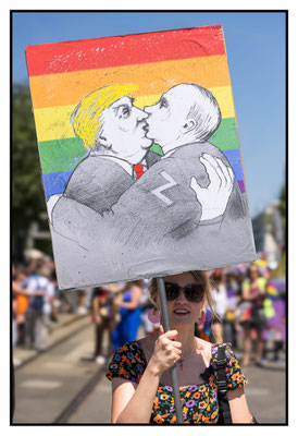 Regenbogenparade Wien 2025