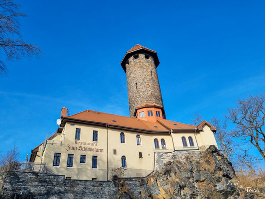 Der Schlossturm mit Restaurant und eigener Brauerei