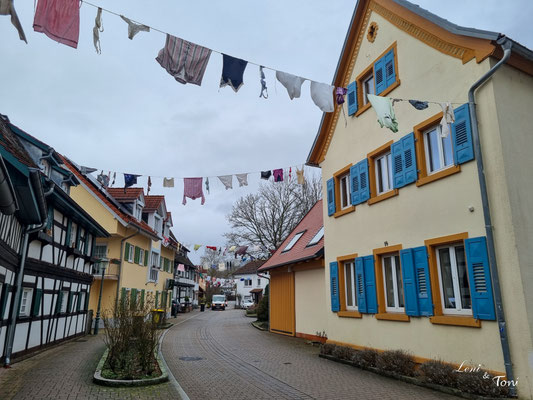 Bühl ist bunt geschmückt - wir waren kurz vor der Fastnet hier