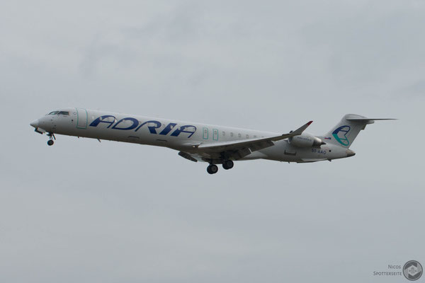 CRJ-900 (S5-AAO)