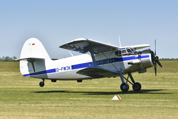 Flugtage Laucha Dorndorf Antonov An-2