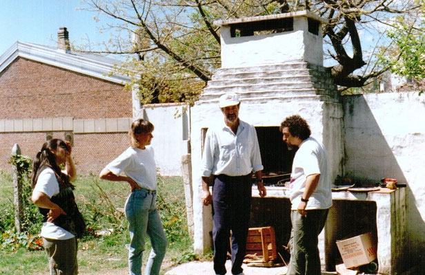 De izquierda a derecha: Mirta, Elvira, Walter y Cary.