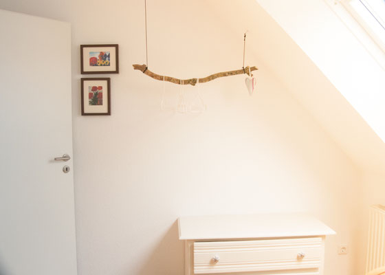 Der Kleiderast im Nord-Schlafzimmer