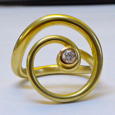 Ring mit Brilliant, Gelbgold 750