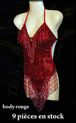 body paillette rouge