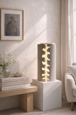 Lampe en céramique contemporaine de Katia Langeard – sculpture lumineuse