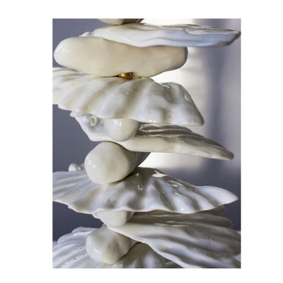 Viola Tarozzi, bougeoirs en porcelaine, pièce unique. Galerie d'art Biot