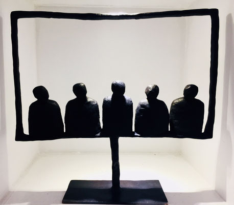 Sophie Hustin- H:37cm-pièces uniques en bronze. Galerie Gabel BIOT