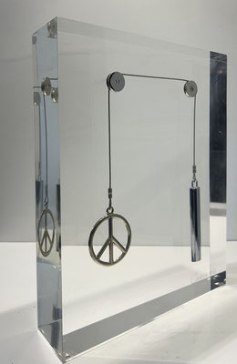 Stephane Chavanis, Paix en suspension, inclusion, Pièce unique, 42 cm. Galerie Gabel, Biot
