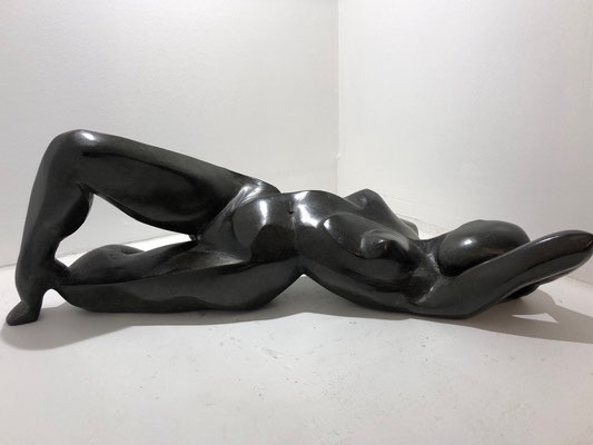 Anne Gaëlle Arnaud, "Femme à facettes" bronze numéroté signé. Galerie Gabel, Biot, Côte d'Azur