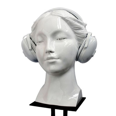 Fabienne Arietti  Vénus  Kika-Galerie Gabel Biot- Antibes art fair 2014