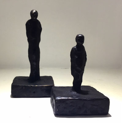 Sophie Hustin- H:14 et 10cm-pièces uniques en bronze.Galerie Gabel BIOT