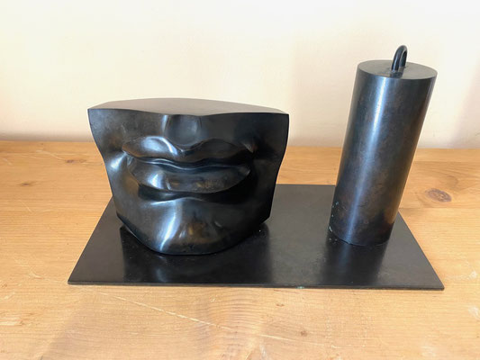 Stephane Chavanis, "le poids des mots" bronze 6/8-  30X15X16cm Galerie Gabel - Biot- Côte d'Azur