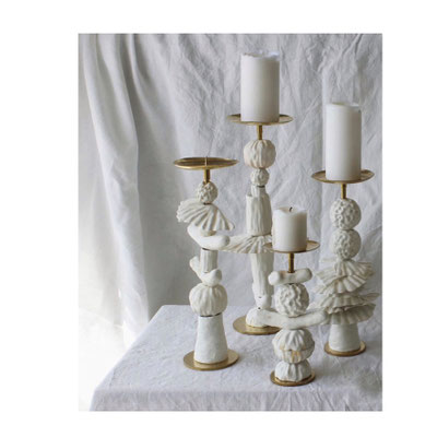 Viola Tarozzi, bougeoirs en porcelaine, pièce unique. Galerie d'art Biot