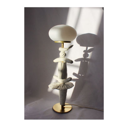 Viola Tarozzi, lampe en porcelaine, pièce unique. Galerie d'art Biot