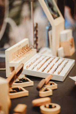Holzliebe bei der Mostviertler Hochzeitsmesse im Schloss Zeillern