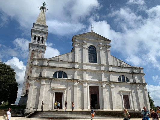 backpacking-kroatien-rovinj-kirche-der-heiligen-euphemia-aussen