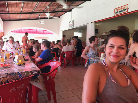 backpacking-mexiko-yucatan-isla-mujeres-spaziergang-restaurant