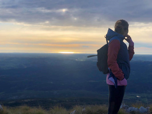 backpacking-kroatien-vojak-wanderung-gipfel-ausblick