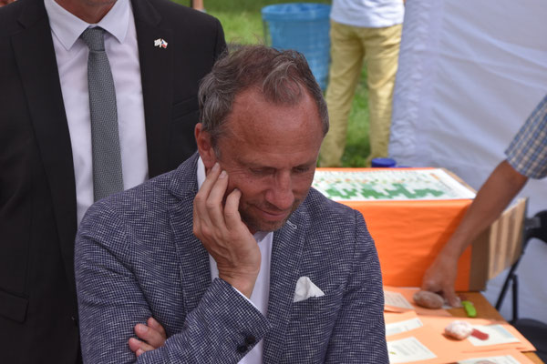 Besuch von Umweltminister Glauber am Stand der ÖBI beim Selber Nachhaltigkeitstag
