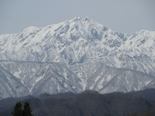 最後のスケッチをしている頃の鹿島槍ヶ岳