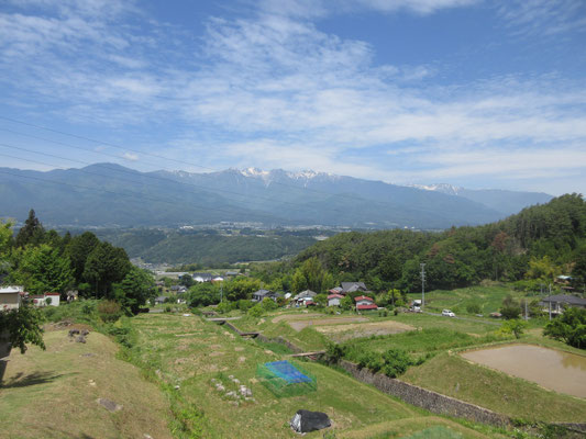 登山口より中央アルプス