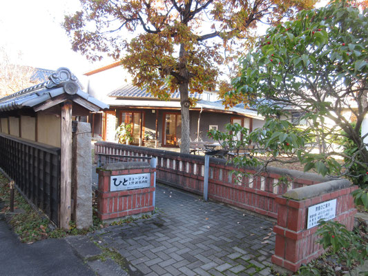 展望を思う存分楽しんだ後は、長野市内まで出て「まほろば美術展」グループ展の鑑賞