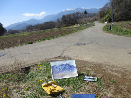 帰り道には適当に描きたい場所を探しながら行く
