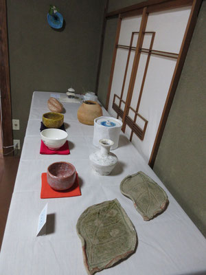 陶芸三人展の会場3