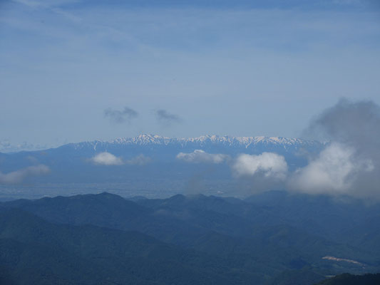 遠望1　飯豊連峰